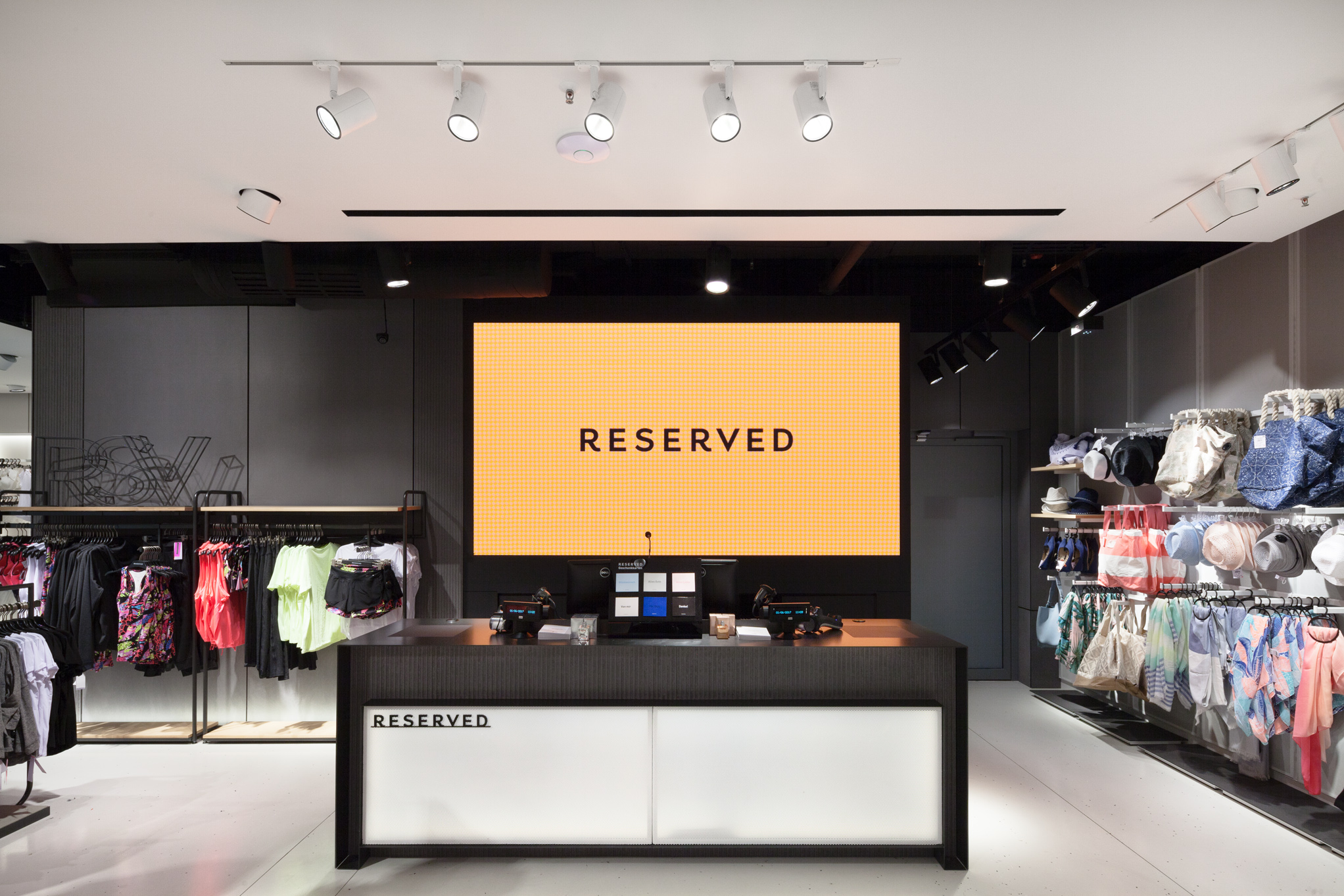 MOSER FOTOGRAFIE & POSTPRODUKTION für ZUMTOBEL