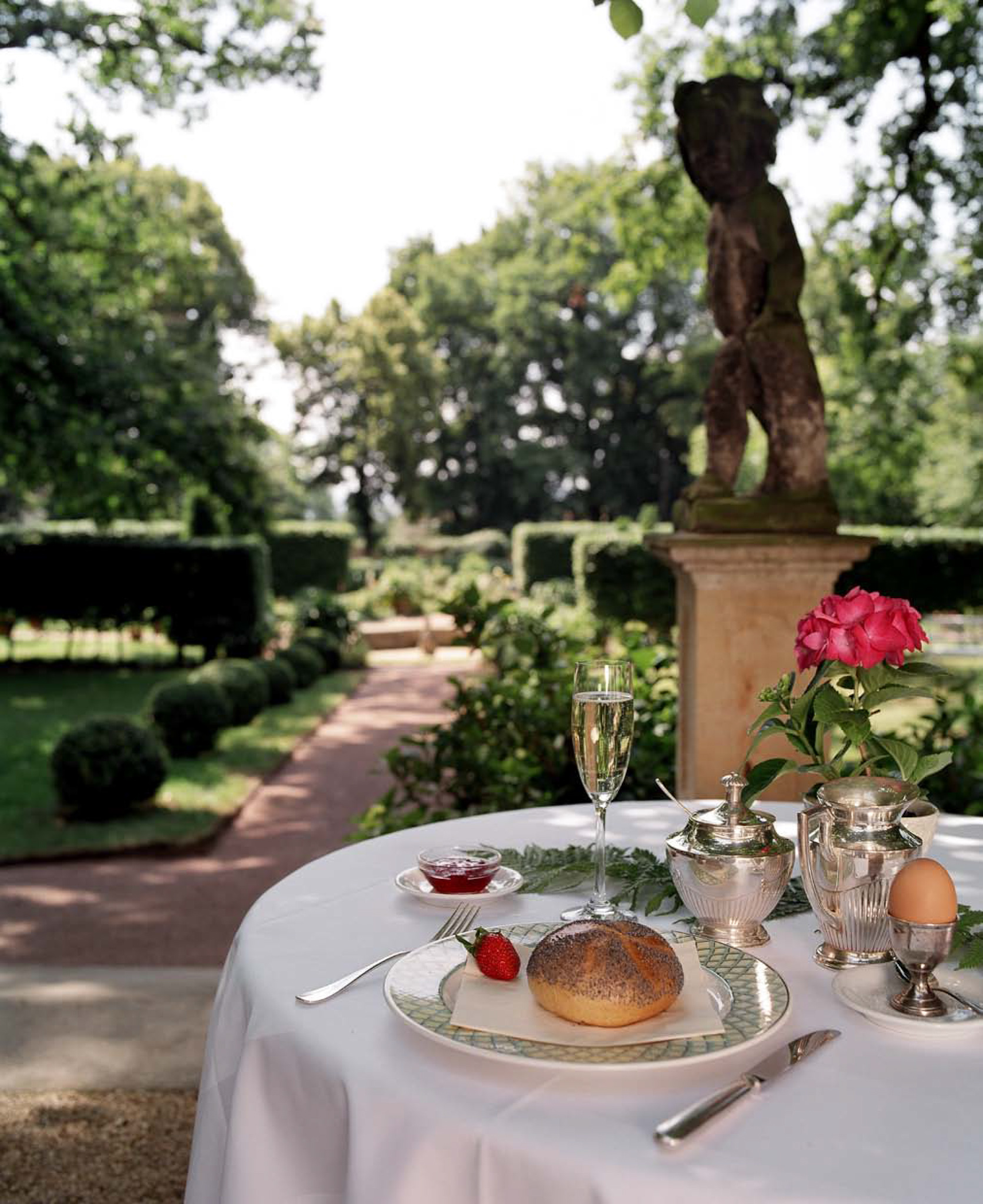 ARCHITEKTUR / INTERIEUR / Hotel Sorgenfrei Radebeul