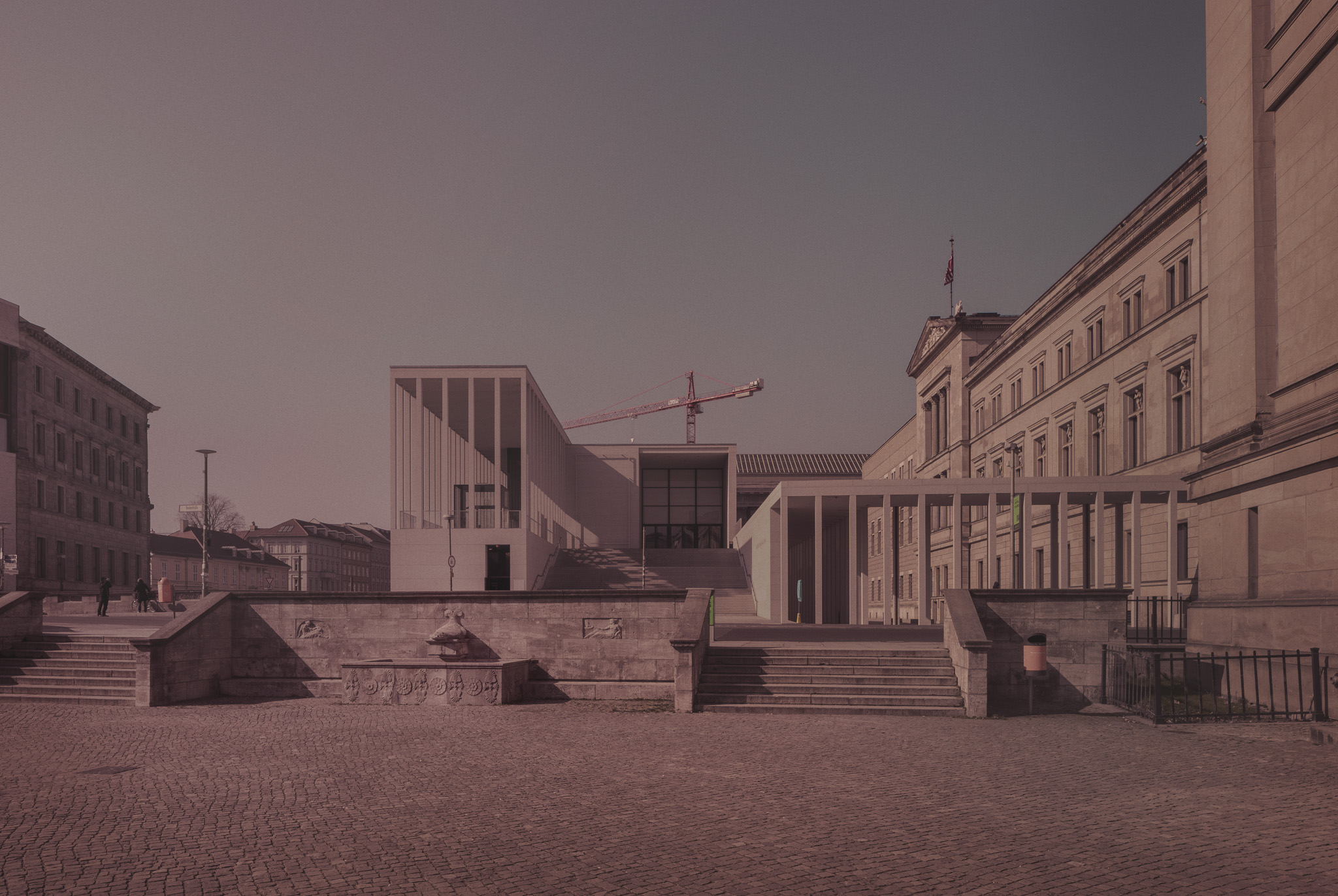 DIE GESCHLOSSENE STADT